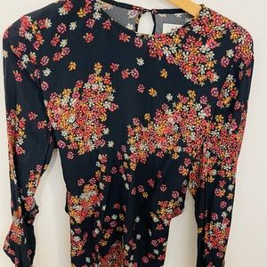 Decor blouse, open back